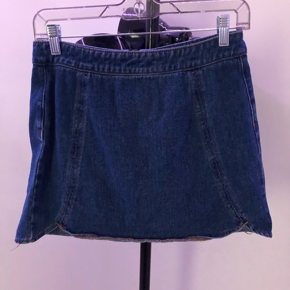NWOT PacSun Flower Hem Denim Skirt